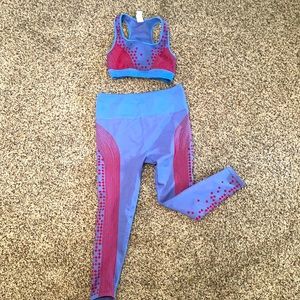 Fabletics 7/8 & matching sports bra